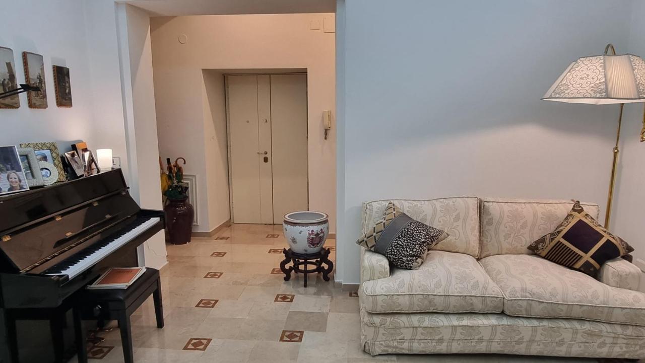 L'Arnia Apartment เนเปิลส์ ภายนอก รูปภาพ